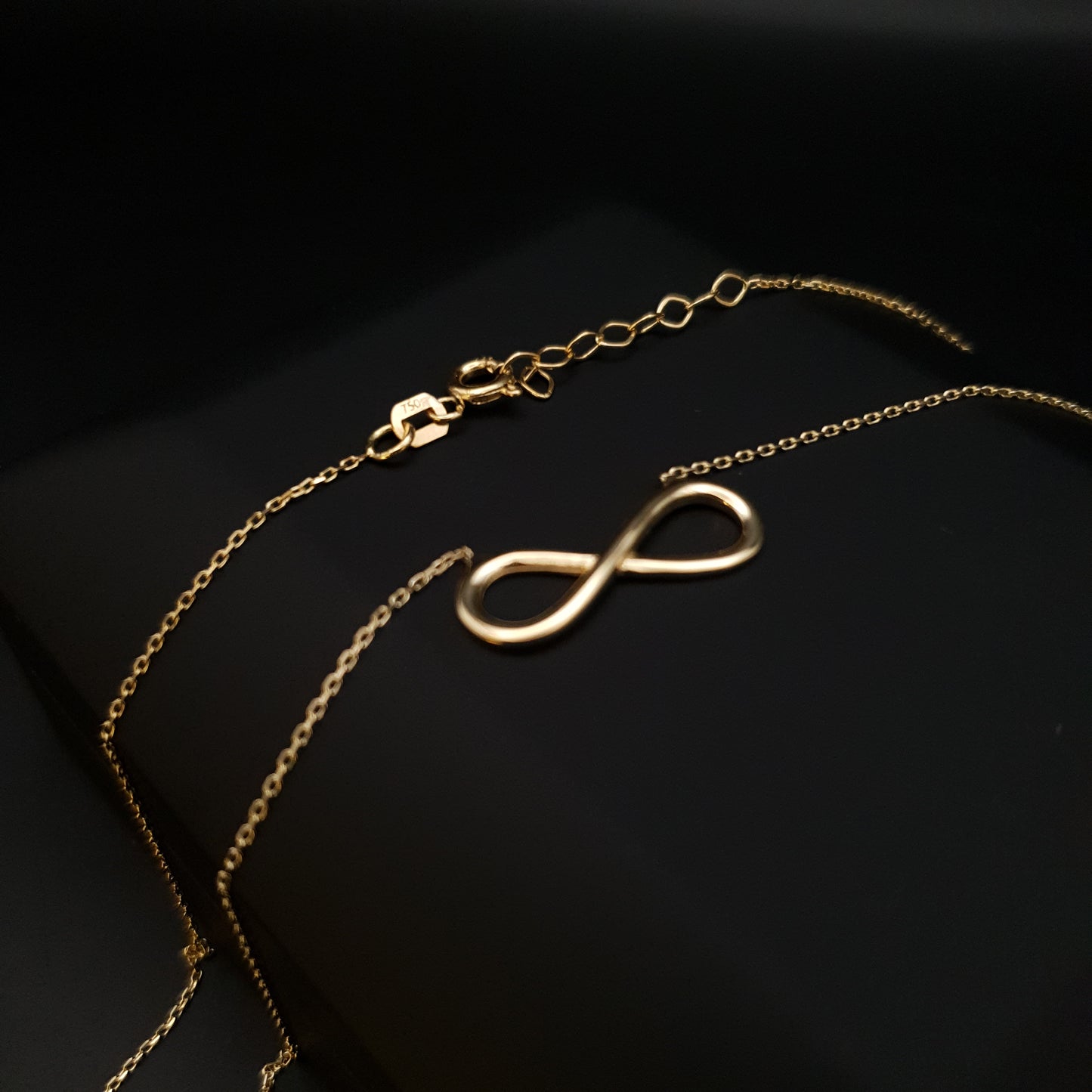 18K Real Solid Gold Infinity Necklace, Eternity Pendant, modern Design Endlessness Necklace, Touchy Fashion, Gift for Her