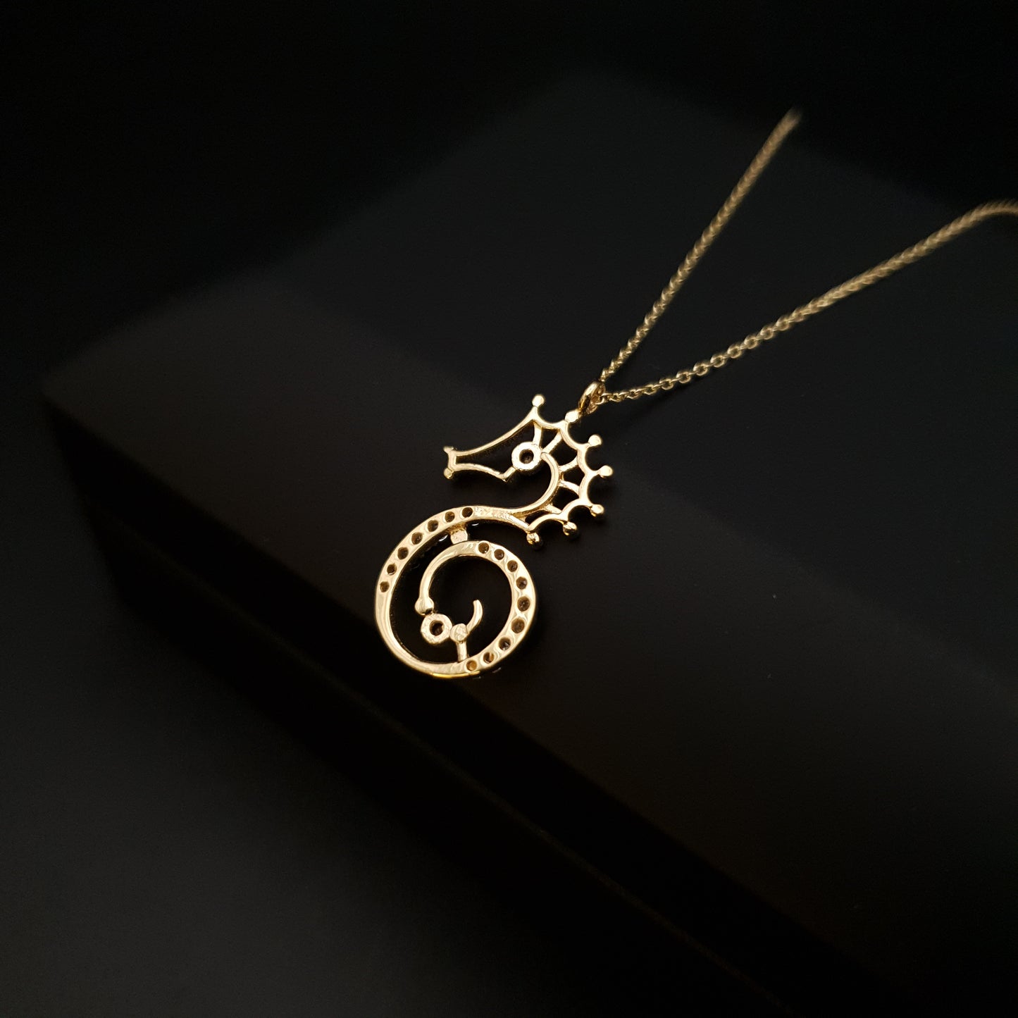 18K Real Gold Sea Horse Necklace, Sea Horse Pendant, Charm Necklace, Modern Design, Delicate design, best gift for her, birthday gift,