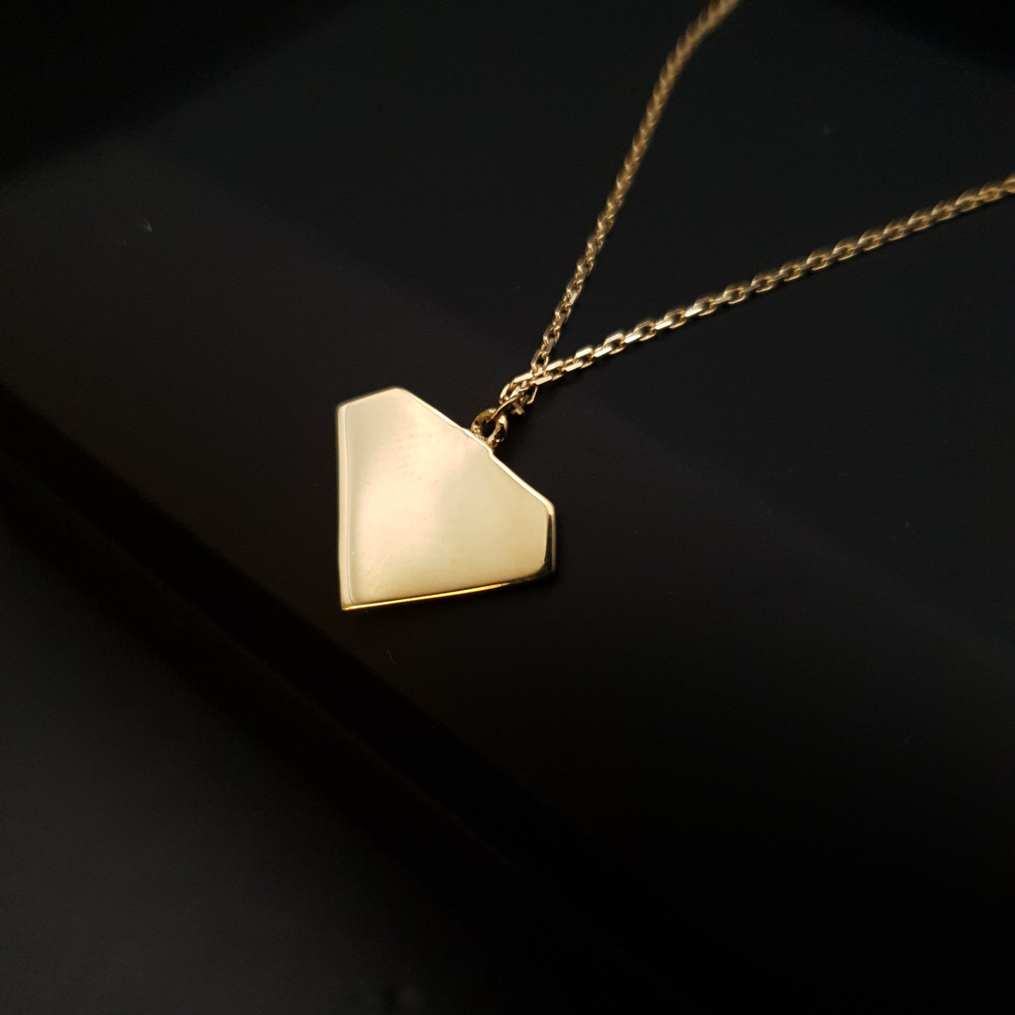 18K Real Gold Diamond Shape Charm Necklace, Diamond Pendant, Gold in Diamond Shape, best gift , birthday gift,
