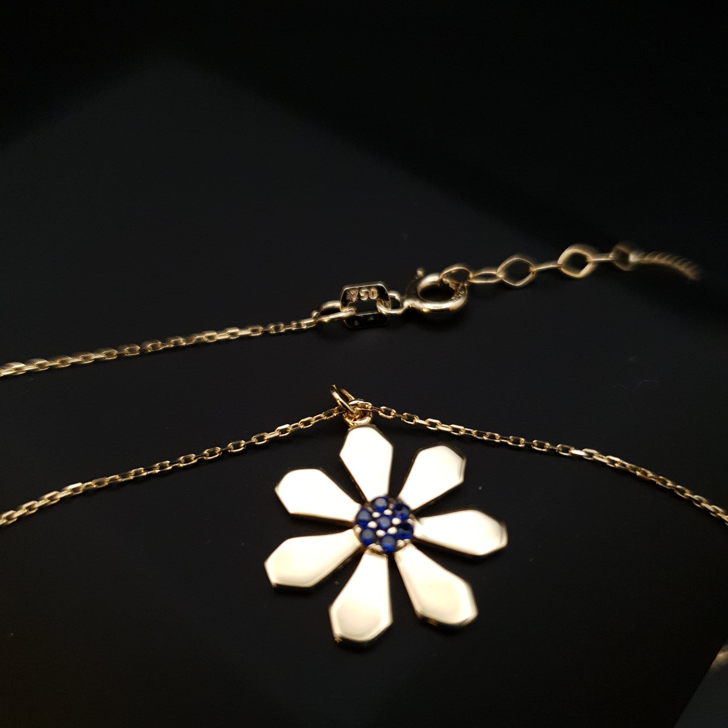 18K Real Gold Daisy Flower necklace, Daisy Flower pendant, Papatya Pendant, Best Gift For Her, Birthday Gift,