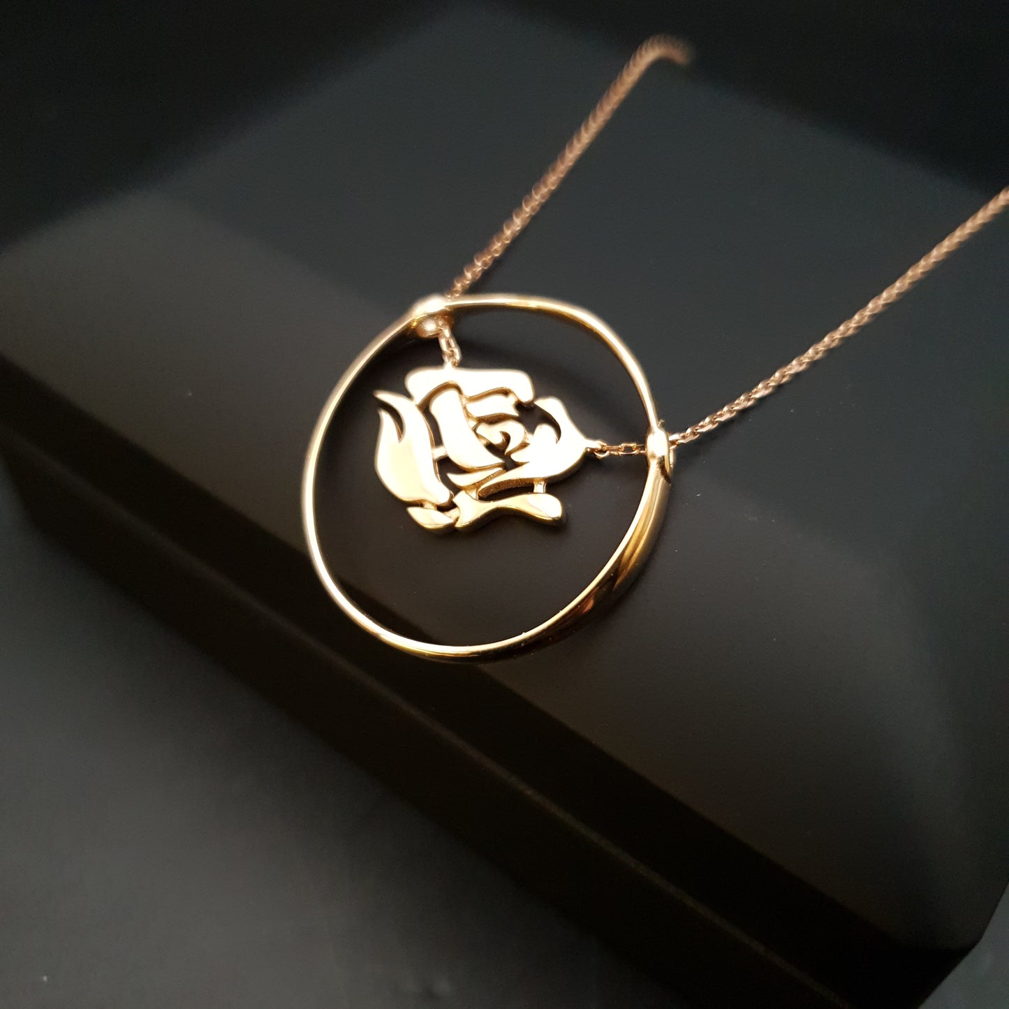 18K Real Gold Rose Flower Necklace, Rose Flower Pendant, Best gift For Her, Birthday gift, Charm Necklace, Rose in The Ring