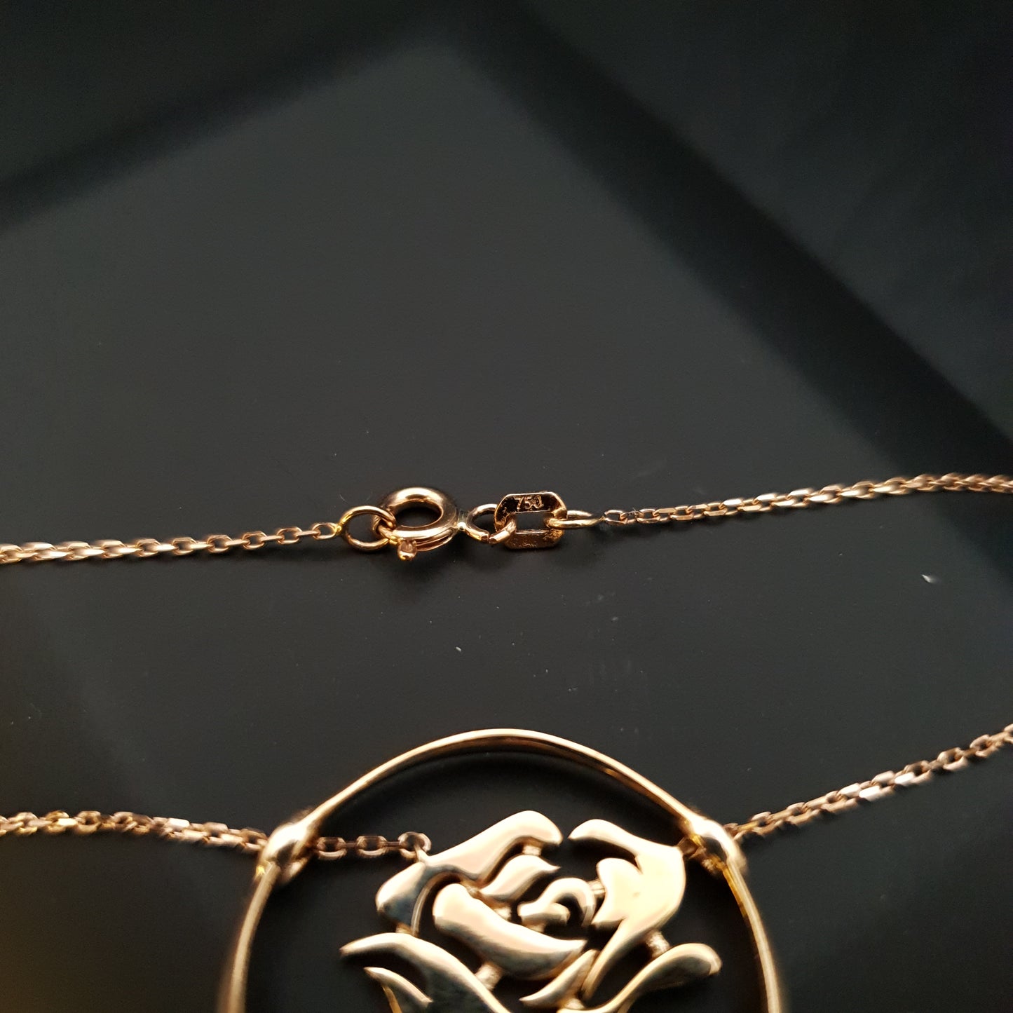 18K Real Gold Rose Flower Necklace, Rose Flower Pendant, Best gift For Her, Birthday gift, Charm Necklace, Rose in The Ring