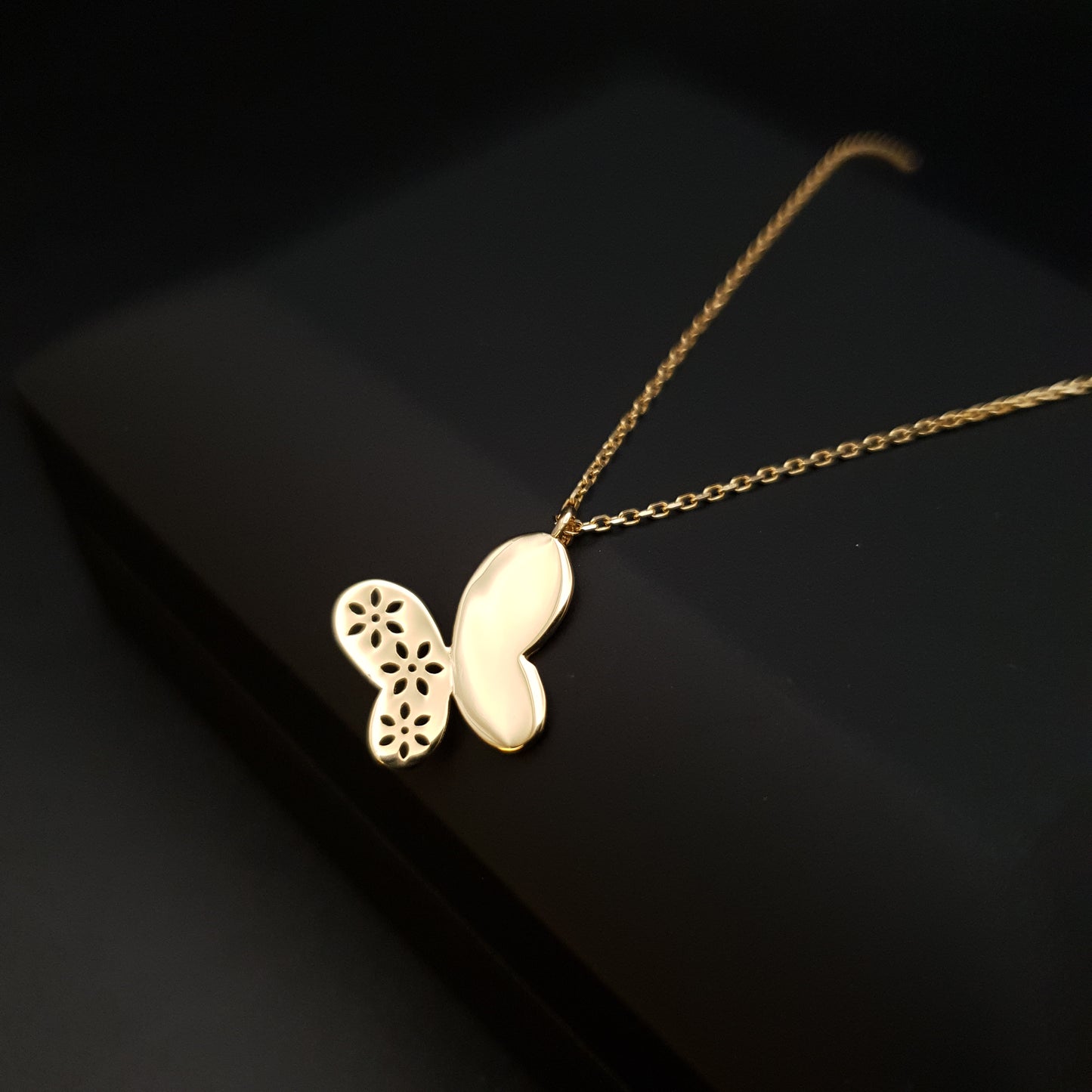 18K Real Gold Designed Butterfly Necklace, Modern Butterfly Pendants, Charm Necklace, Best Gift for Her, Birthday Gift, Gold Butterfly