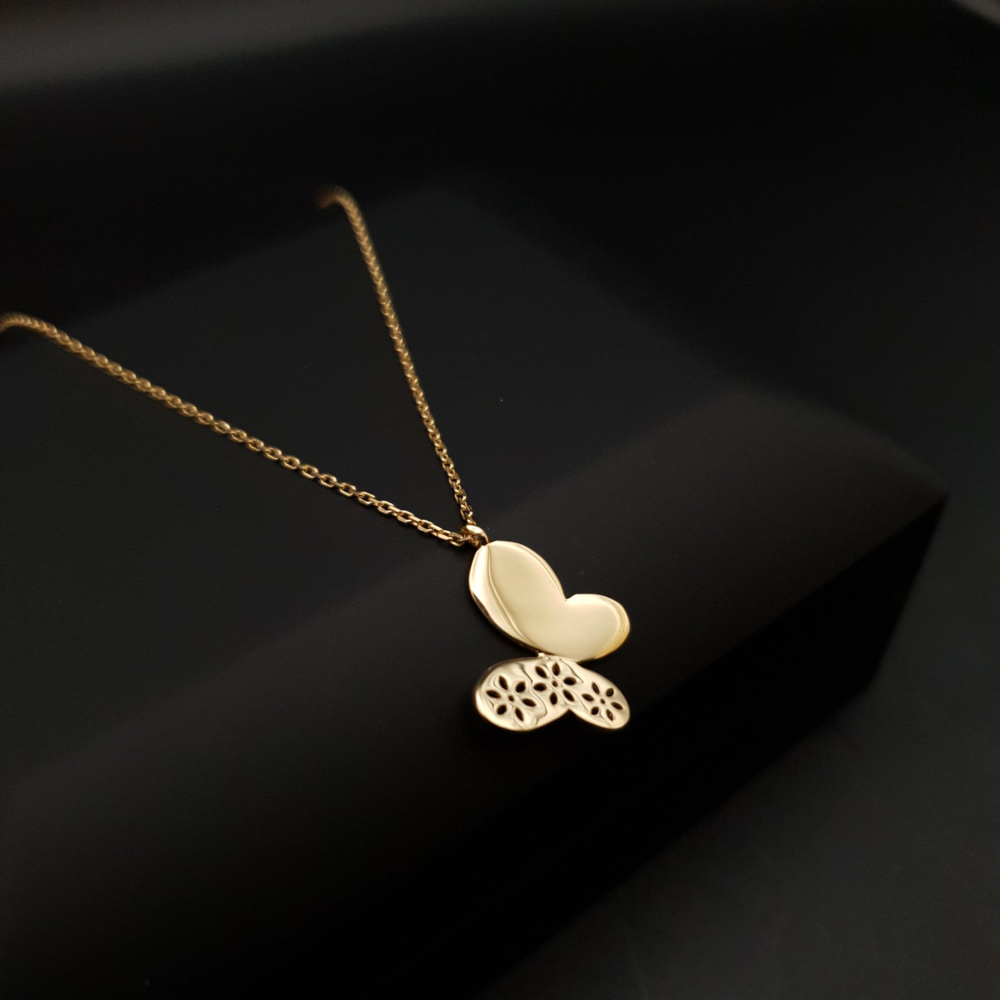18K Real Gold Designed Butterfly Necklace, Modern Butterfly Pendants, Charm Necklace, Best Gift for Her, Birthday Gift, Gold Butterfly