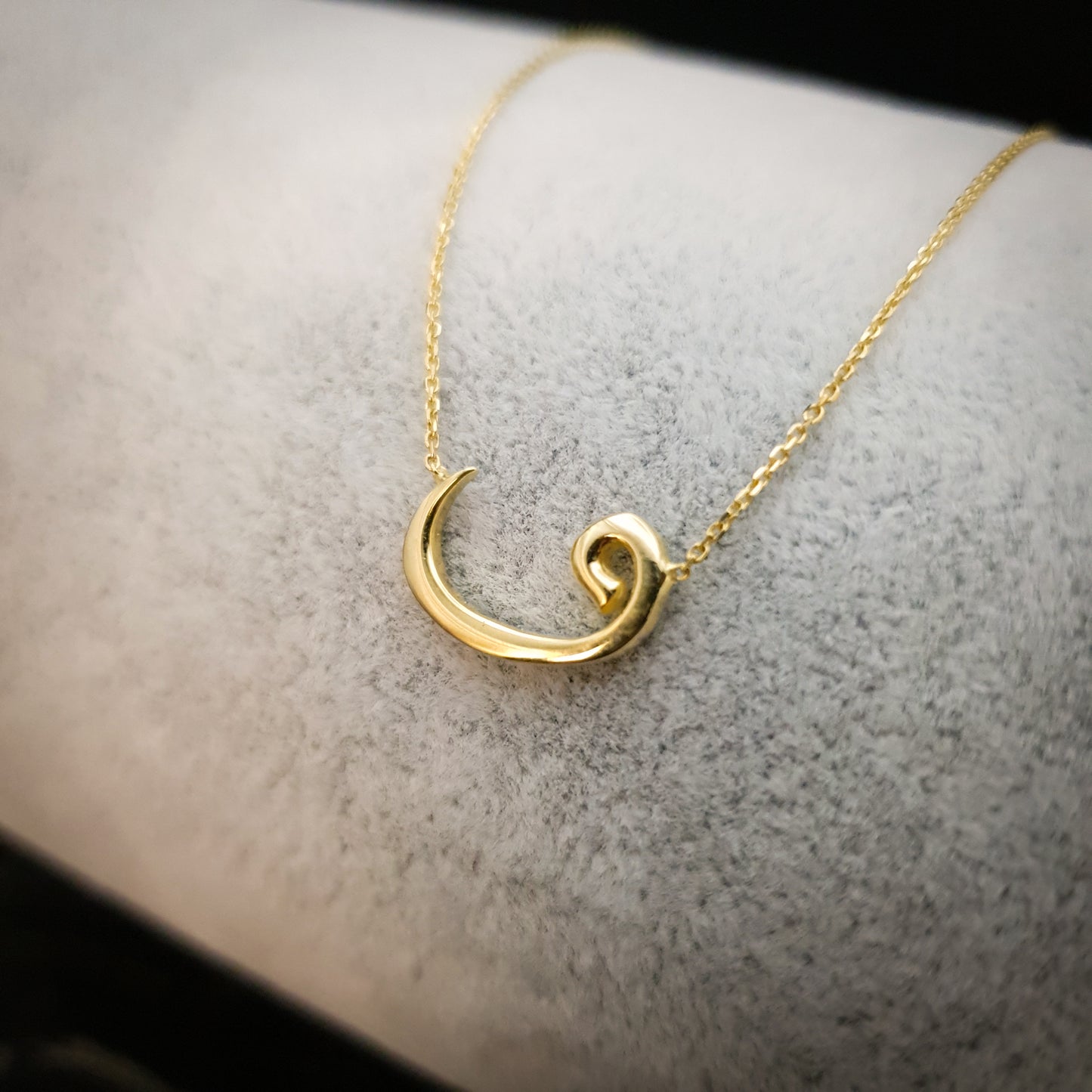 18K Real Gold Vav Letter Necklace, V Letter in Persian, Vav Letter Pendant, V letter in Persian & Arabic, Best gift for her, Birthday gift,