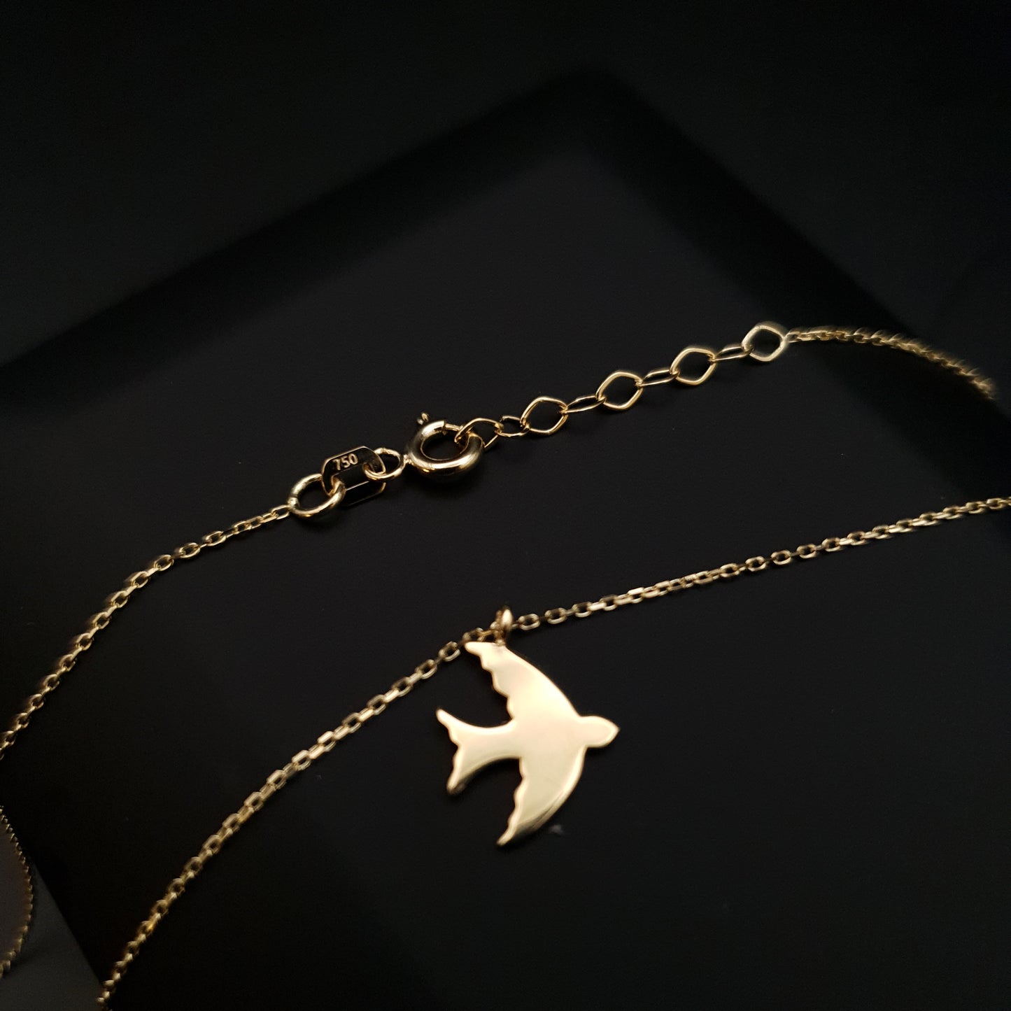 18K Real Gold Swallow Necklace, Swallow Pendant, best gift for her, Swallow design necklace, bird design necklace, birthday gift