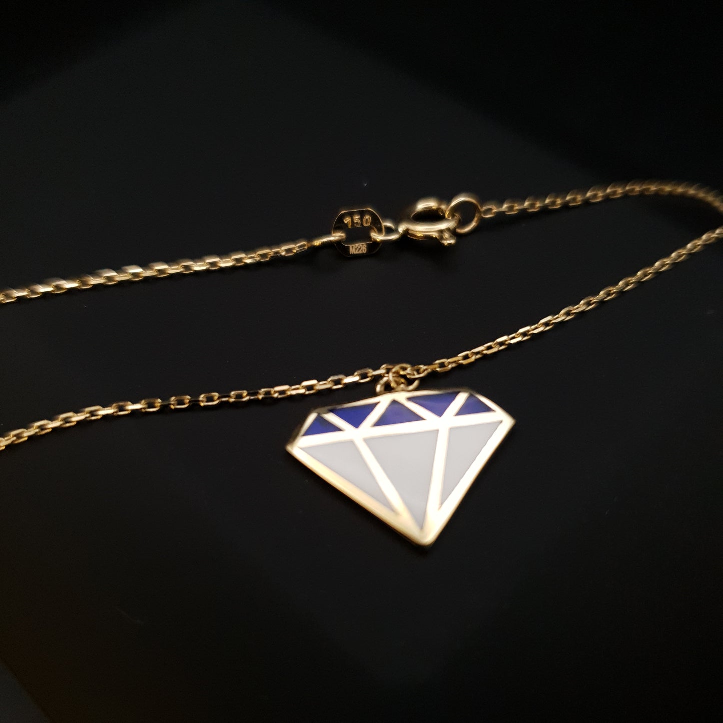 18K Real Gold Diamond Shape Charm Necklace, Diamond Pendant, Gold in Diamond Shape, best gift , birthday gift,