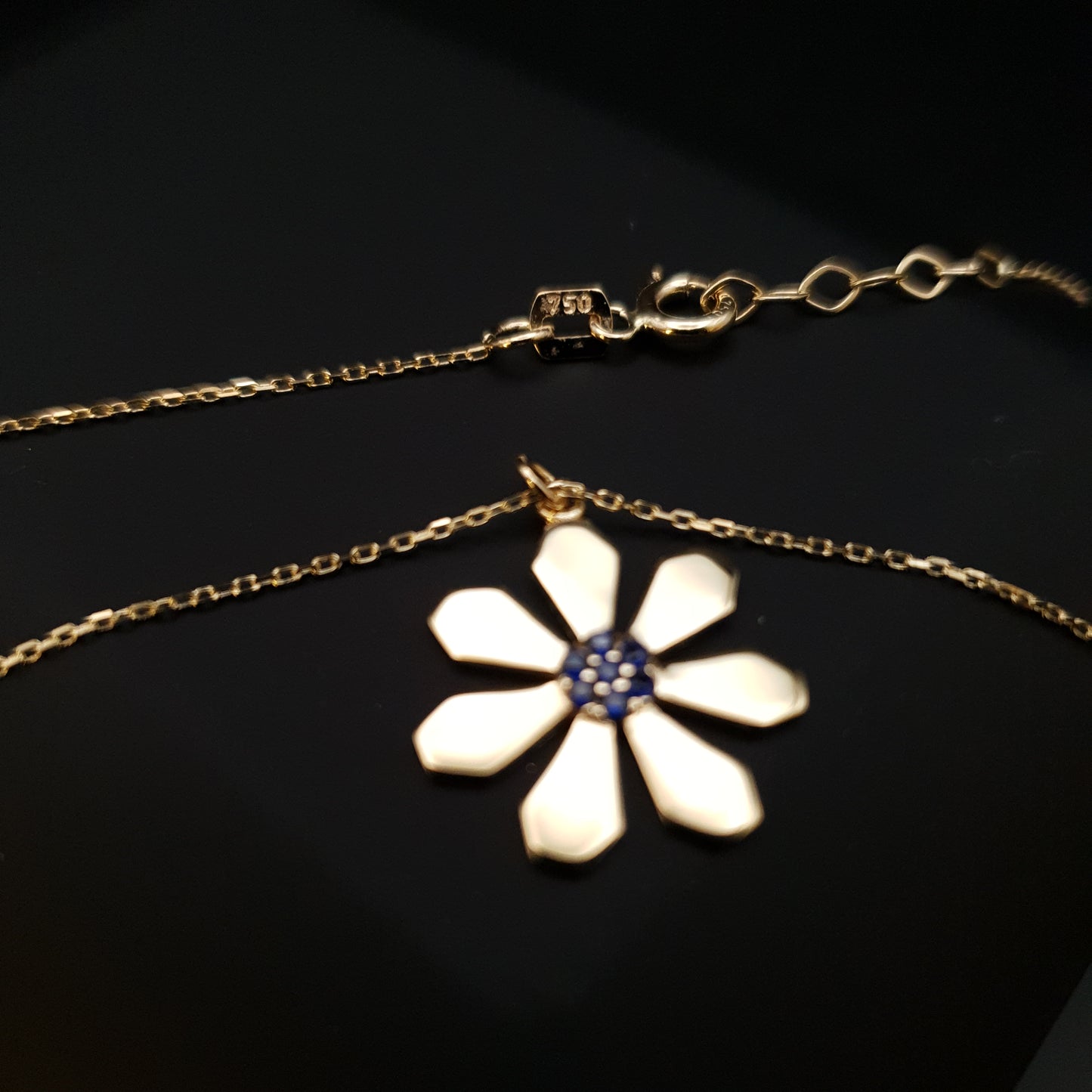 18K Real Gold Daisy Flower necklace, Daisy Flower pendant, Papatya Pendant, Best Gift For Her, Birthday Gift,