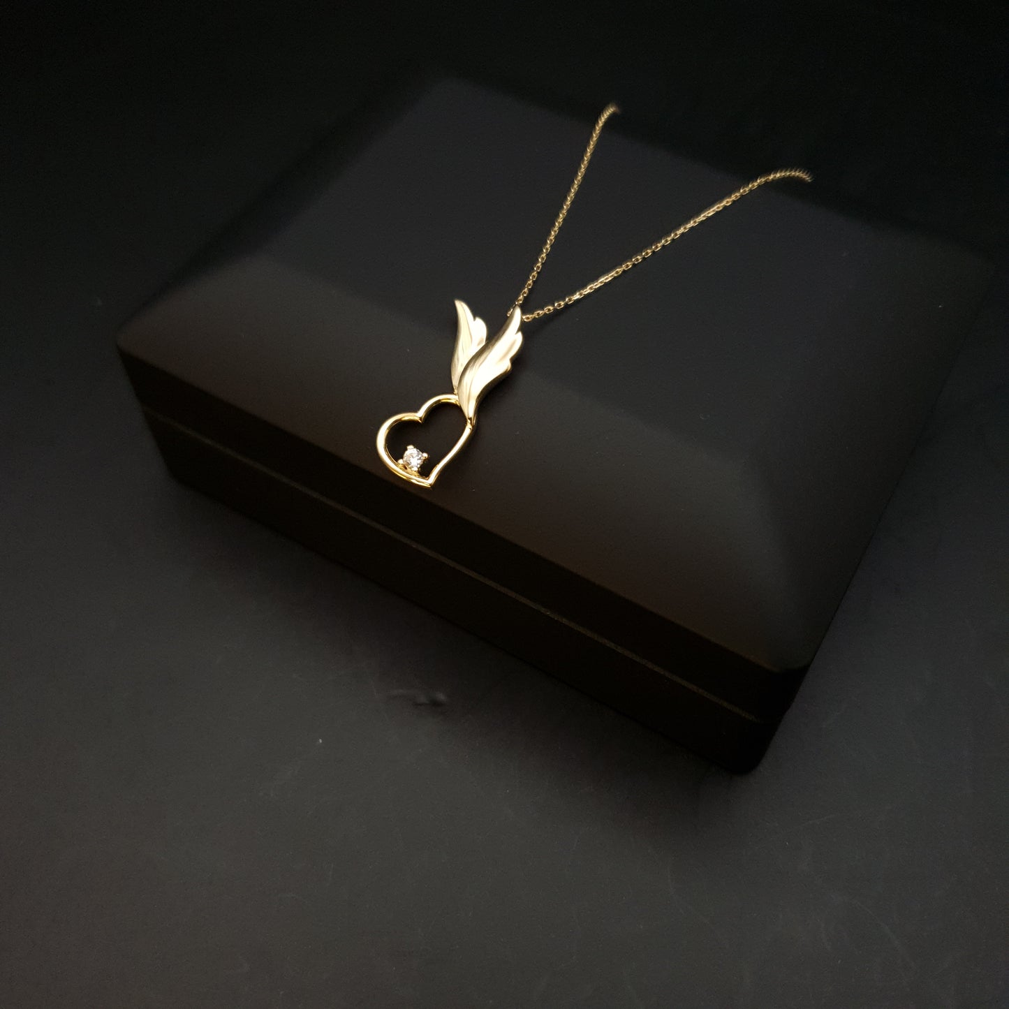18K Real Gold Winged Heart Necklace with diamond, Winged Heart Pendant, Charm Necklace, Best Gift for Her, Gold Heart with Wings,