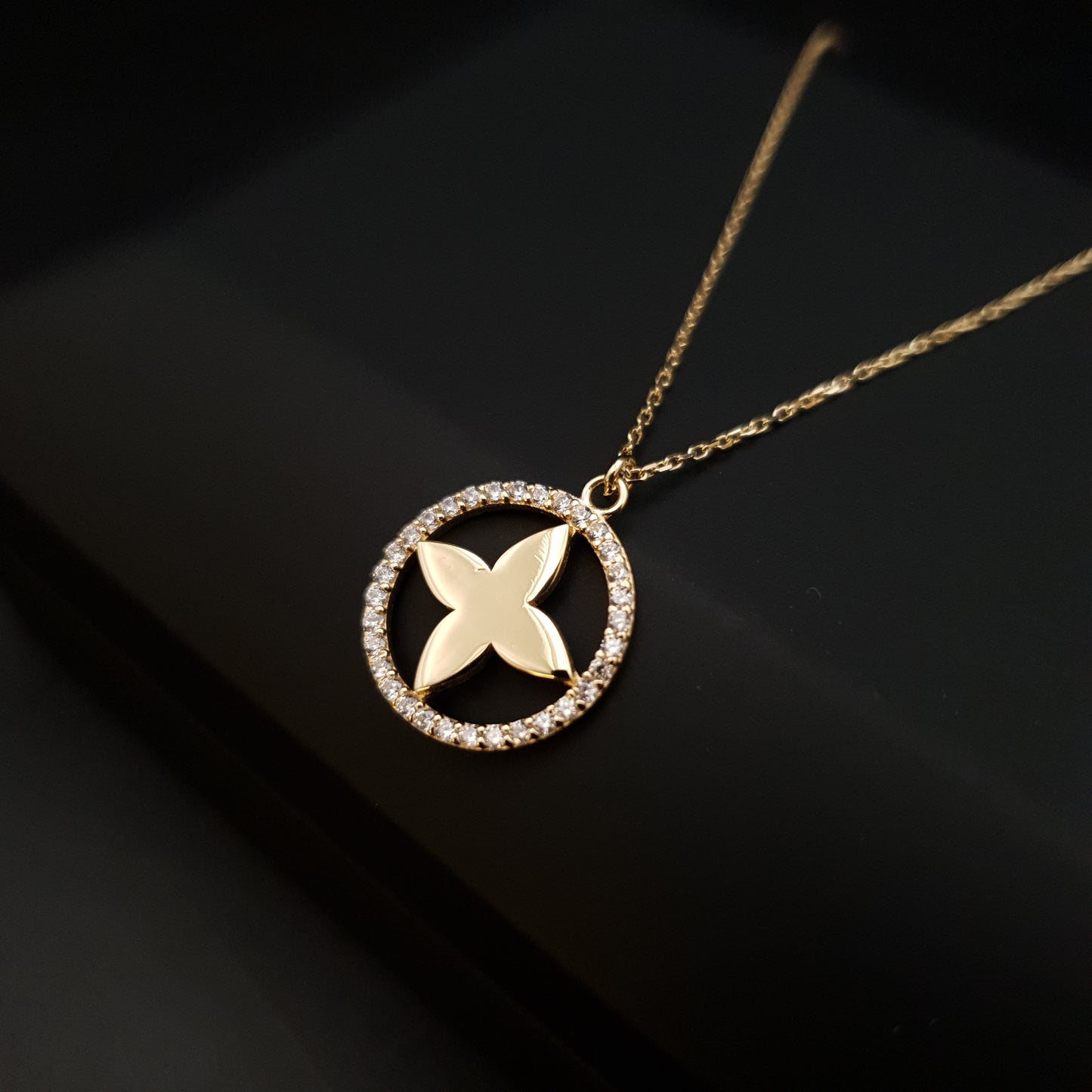 18K Real Gold Vermeil Diamond Necklace, Circle Vermeil Pendant, Best Gift for Her, Birthday Gift, Charm Necklace, Circle Shape necklace,