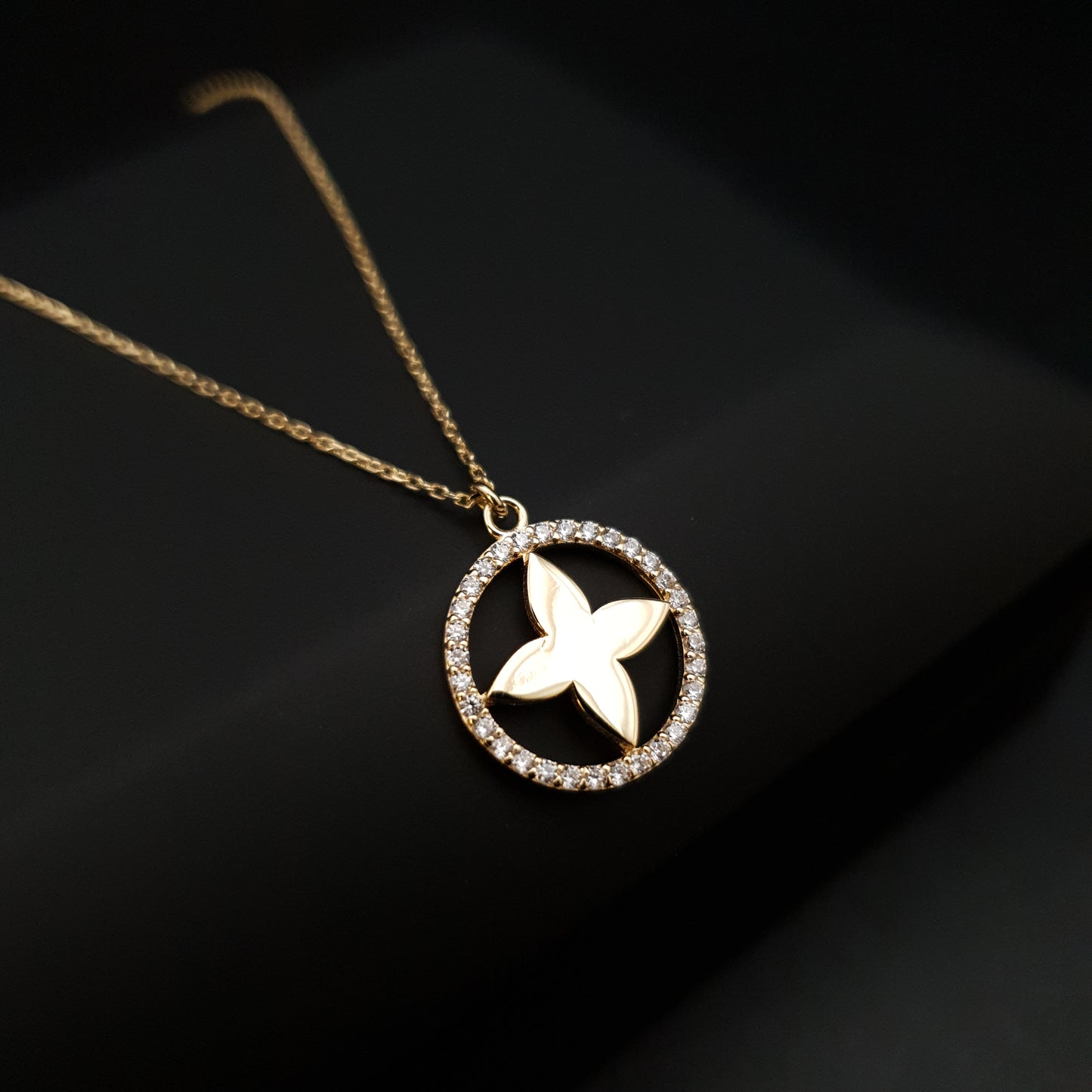18K Real Gold Vermeil Diamond Necklace, Circle Vermeil Pendant, Best Gift for Her, Birthday Gift, Charm Necklace, Circle Shape necklace,