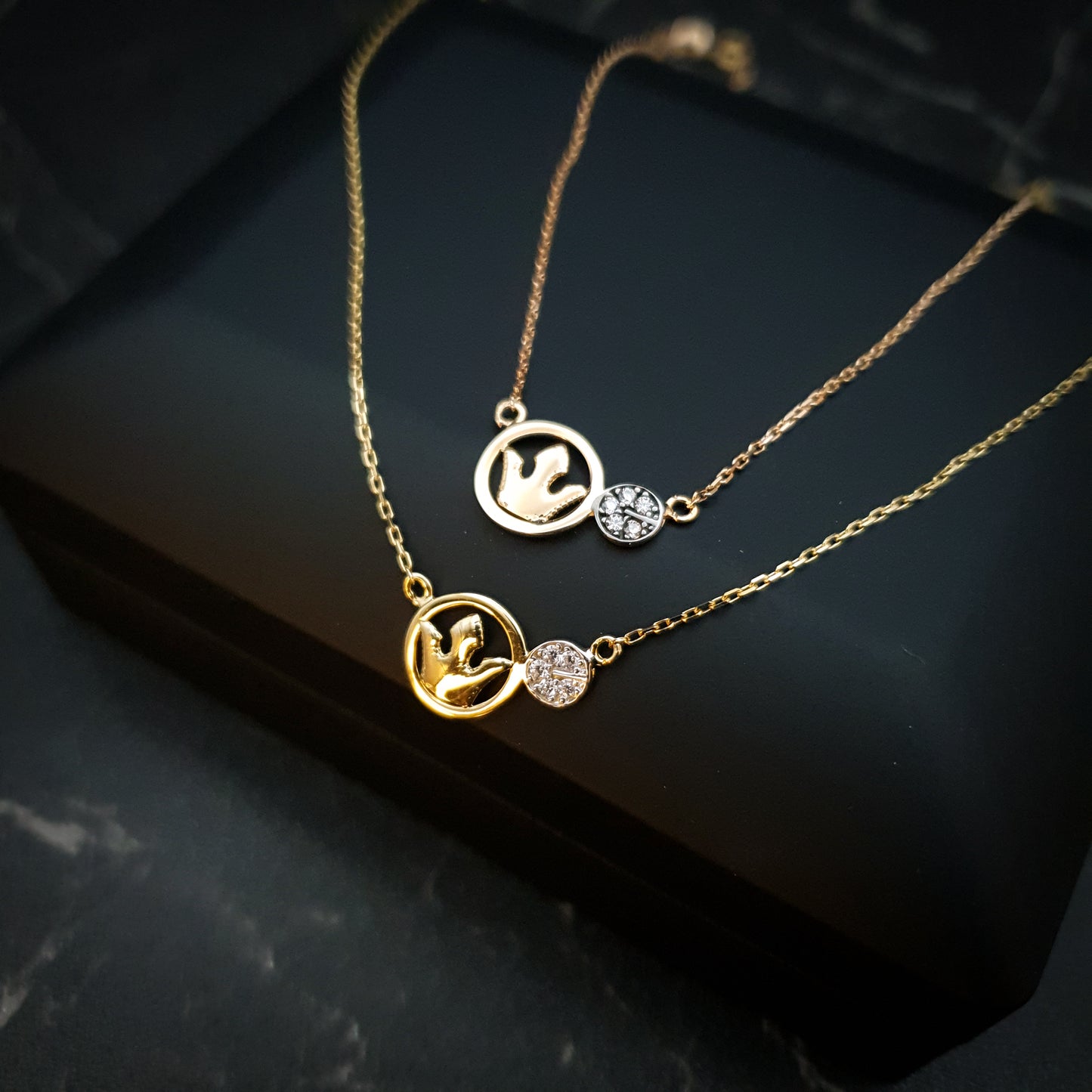 18K Real Gold Crown Necklace, Crown in Circle, Gold Crown, Best Gift For Her, Birthday Gift, High Quality Gold, Crown Necklace,