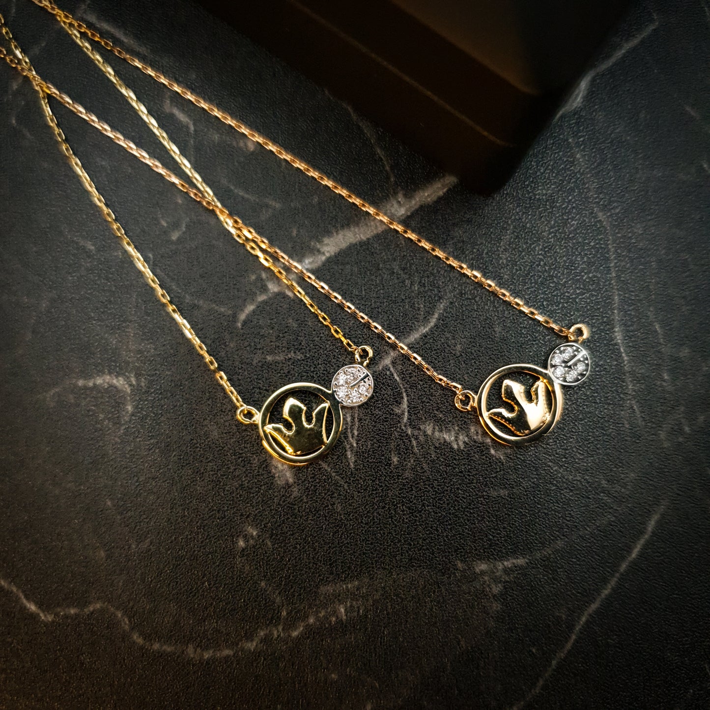 18K Real Gold Crown Necklace, Crown in Circle, Gold Crown, Best Gift For Her, Birthday Gift, High Quality Gold, Crown Necklace,