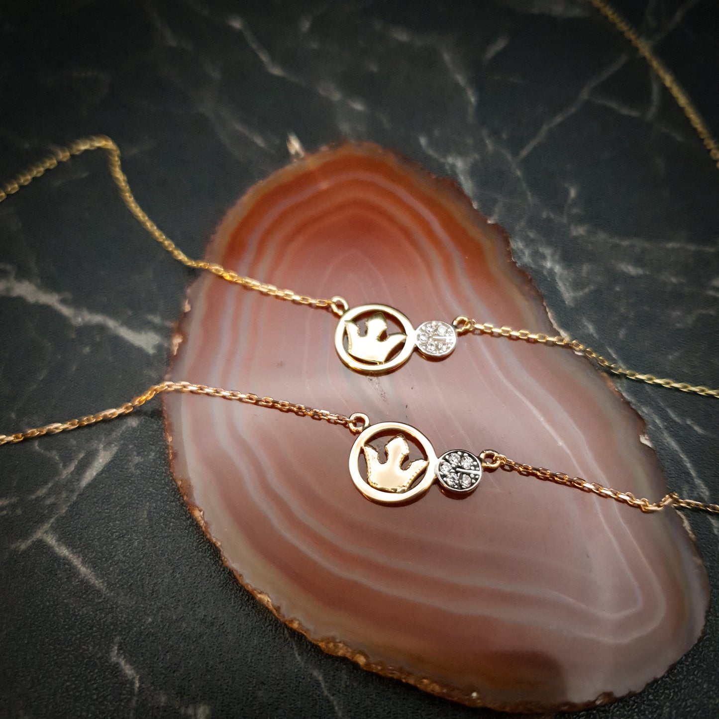 18K Real Gold Crown Necklace, Crown in Circle, Gold Crown, Best Gift For Her, Birthday Gift, High Quality Gold, Crown Necklace,